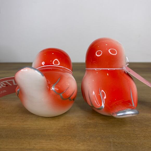Target Ceramic Love Birds Set of Two Looking Up and Straight Spritz Valentines - Picture 7 of 9